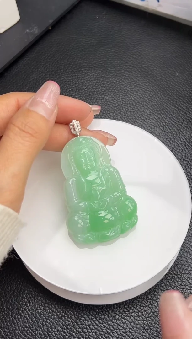 【闪购商品】翡翠颈饰18K金镶嵌YM1090-8 观音