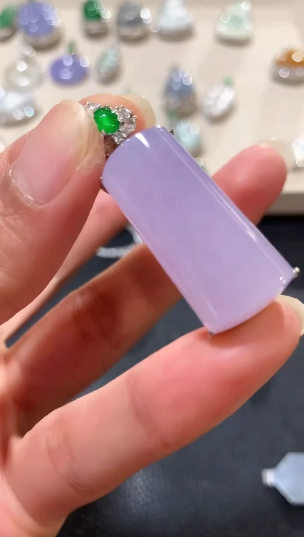 吊坠(不含链)18K金镶嵌翡翠n116 紫色有色差