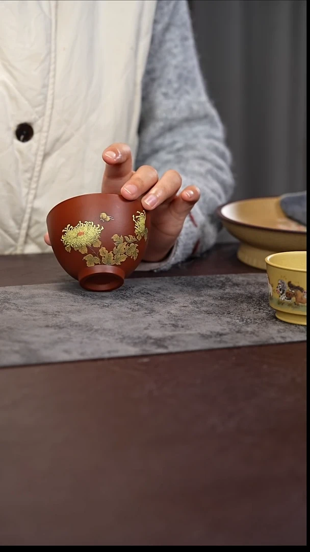 茶杯紫砂朱泥 泥绘菊花 鸡心杯