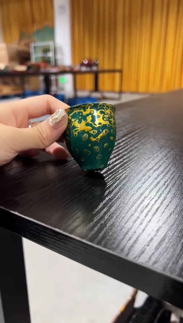 绿金一口杯-太古大漆