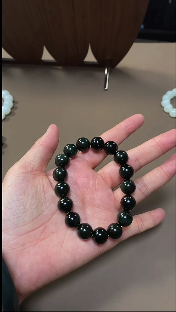 未镶嵌手链和田玉和田玉手串