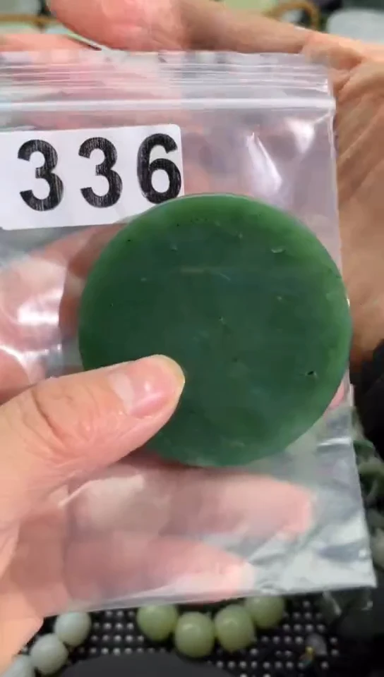 未镶嵌和田玉珠宝半成品镯芯