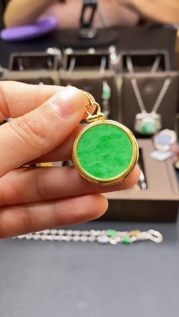 颈饰银S925镶嵌翡翠12424