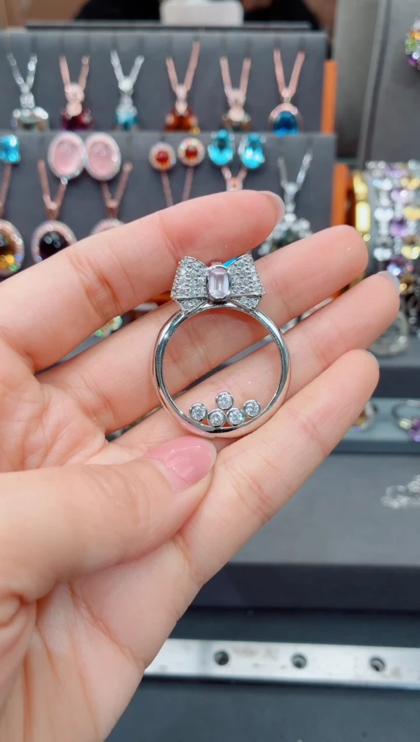 吊坠(不含链)银S925镶嵌水晶水晶吊坠