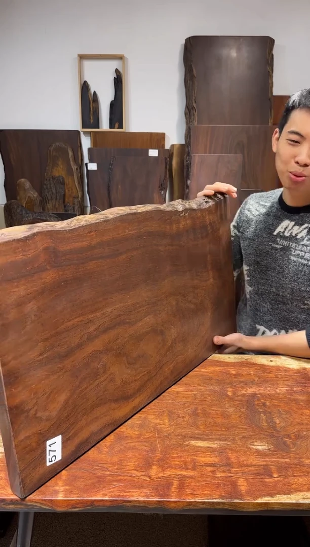 风车木（黑檀木）尺寸76*40*2.8编号571