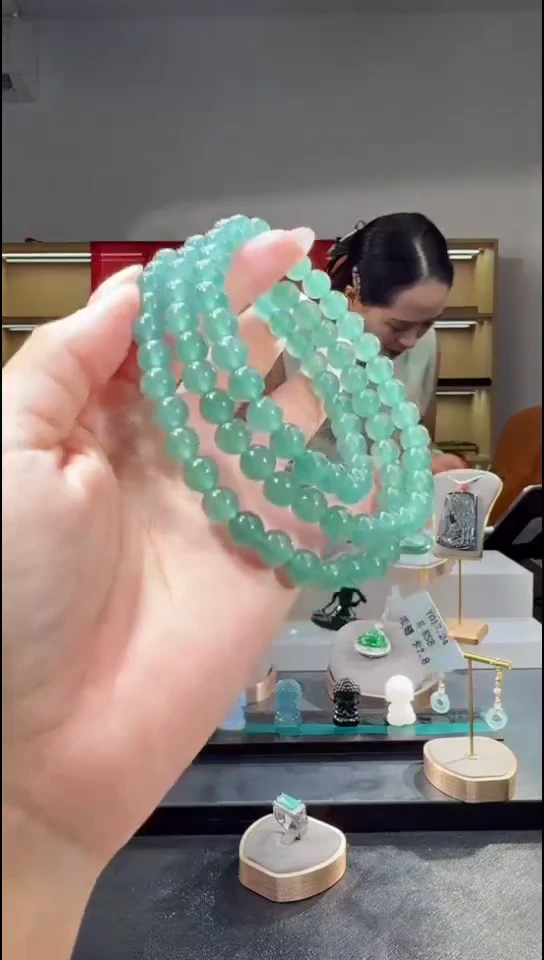 吊坠(不含链)未镶嵌翡翠长串（多样性发其一）