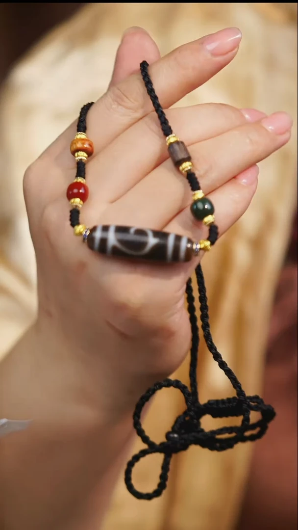 玛瑙/玉髓（覆膜）颈饰未镶嵌度度