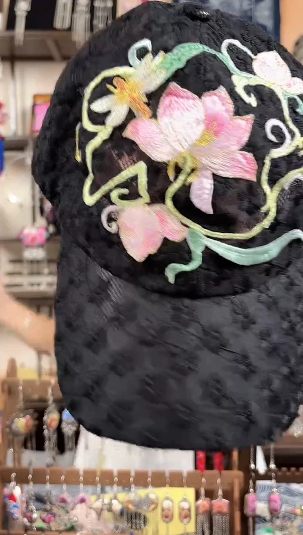 织绣民族风非遗老绣饰品215