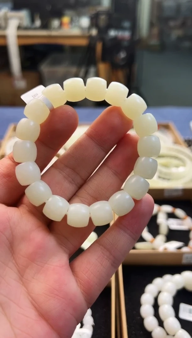 未镶嵌手串和田玉12+