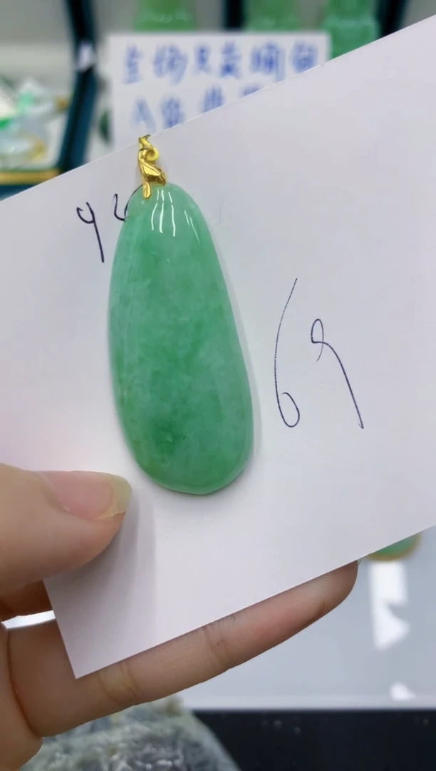 颈饰未镶嵌翡翠11111111111111