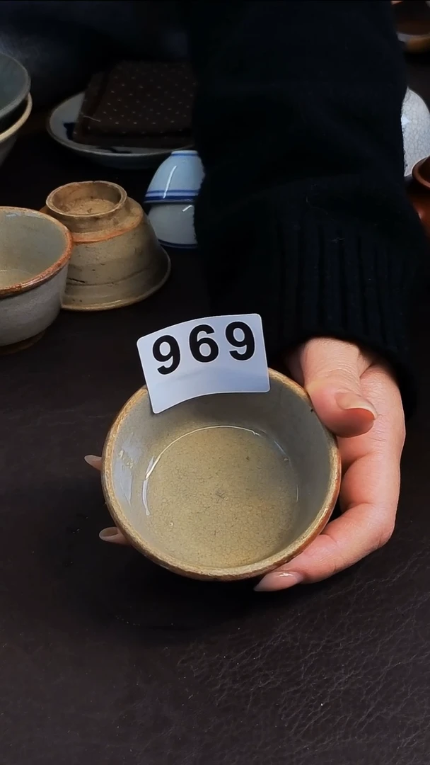 【闪购商品】1漂漂亮亮的瓷器编号969