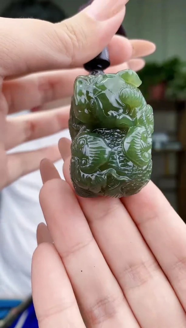 未镶嵌和田玉挂件拍一发一，多样性发货！