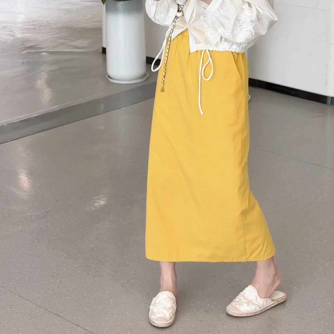 【晓溪服饰】新款开叉显瘦松紧腰肌理感中极简风松紧腰半身裙女2313