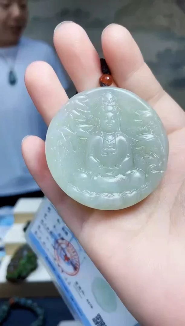 和田玉未镶嵌颈饰1