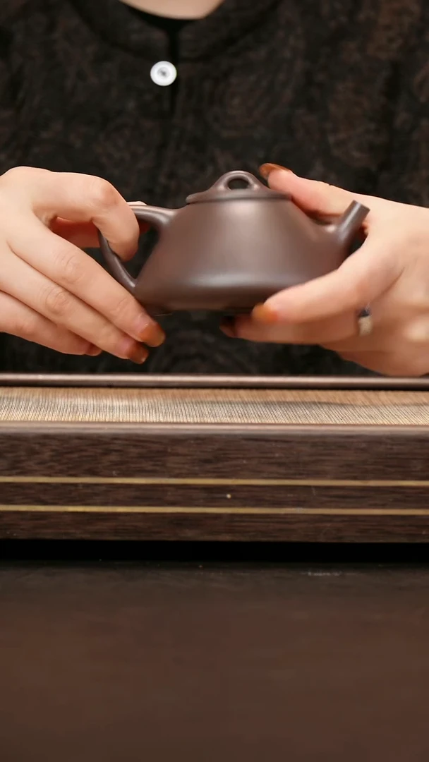 茶壶紫砂原矿四号井底槽清 子冶220cc