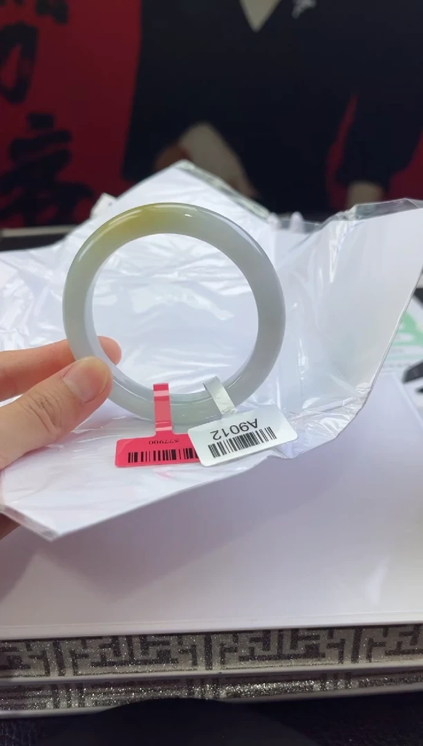 【闪购商品】翡翠手镯未镶嵌2翡翠手镯