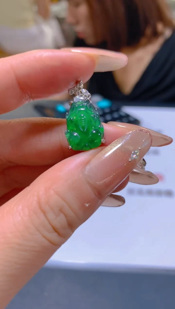 颈饰未镶嵌翡翠多样性发一