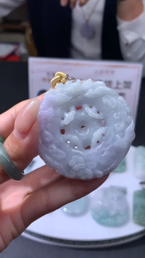 【闪购商品】定制翡翠未镶嵌不退不换随机发CMH1件-A