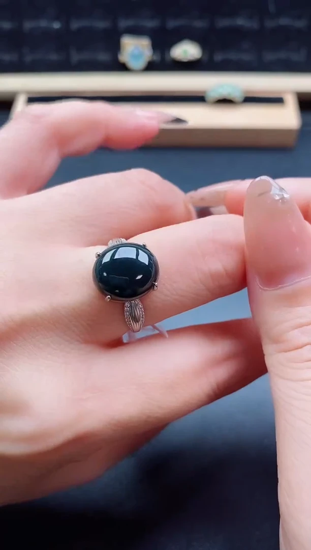 银S925镶嵌戒指翡翠1