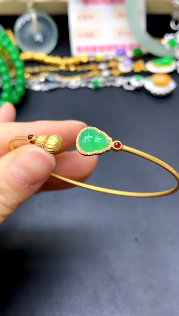 18K金镶嵌手镯翡翠S***y380-中国好珍宝