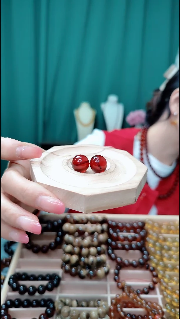 【闪购商品】血珀珠宝奇石未镶嵌14+0000000