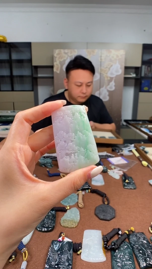 颈饰未镶嵌翡翠二*多样性发其一