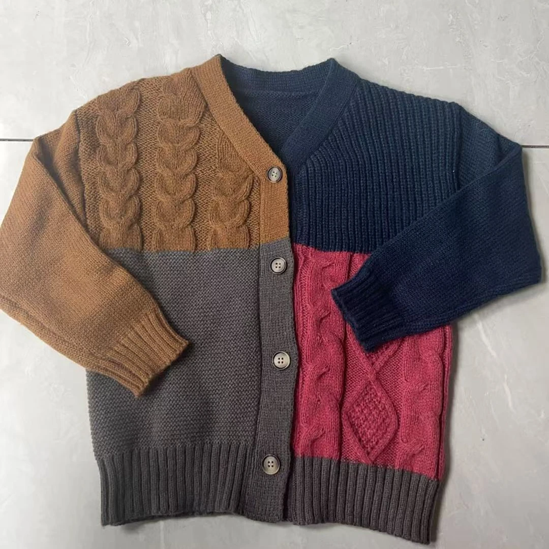 儿童男女同款拼色毛衣