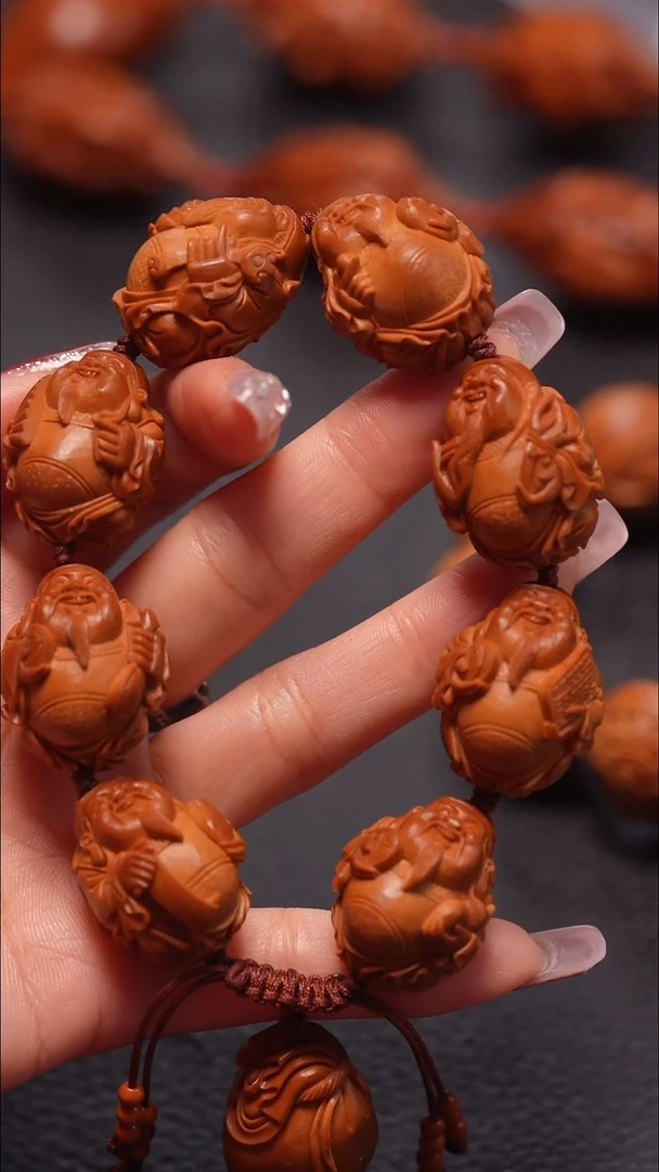 手串橄榄核2.3八宝财神