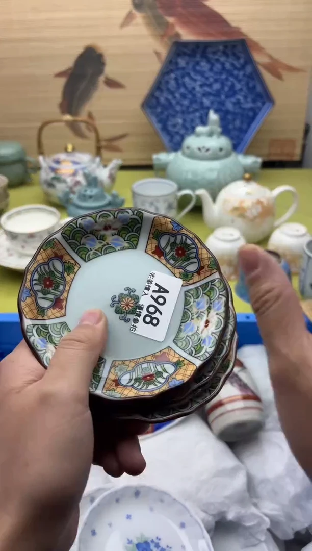 瓷片V****7968    十八包邮