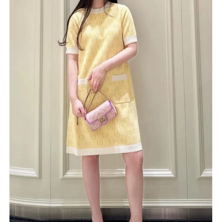 古驰/连衣裙/95新/丝缎、羊毛、亮片/[251202MS]