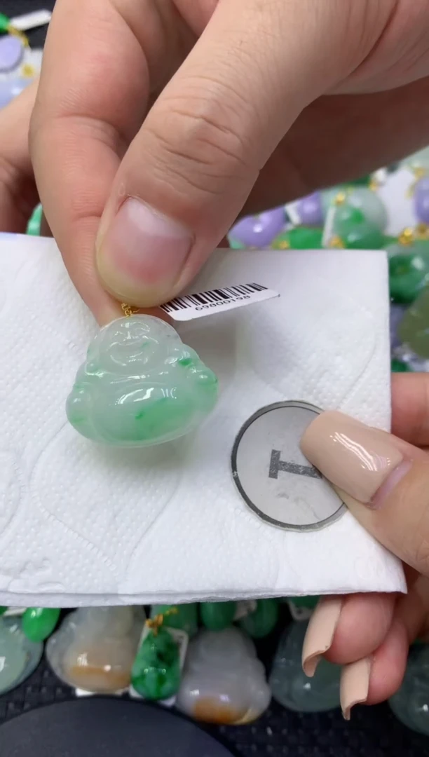 颈饰18K金镶嵌翡翠天然缅甸翡翠A货