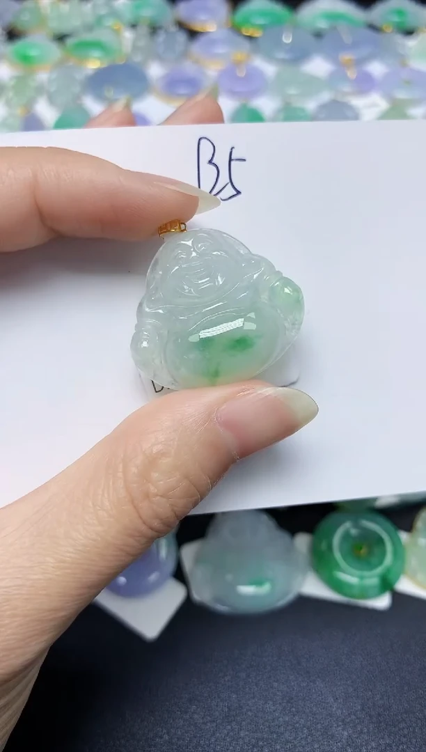 翡翠18K金镶嵌颈饰天然缅甸翡翠A货