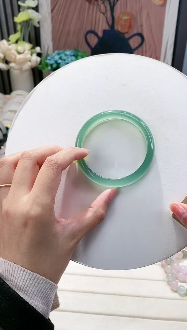 手镯玛瑙/玉髓未镶嵌37-61.4