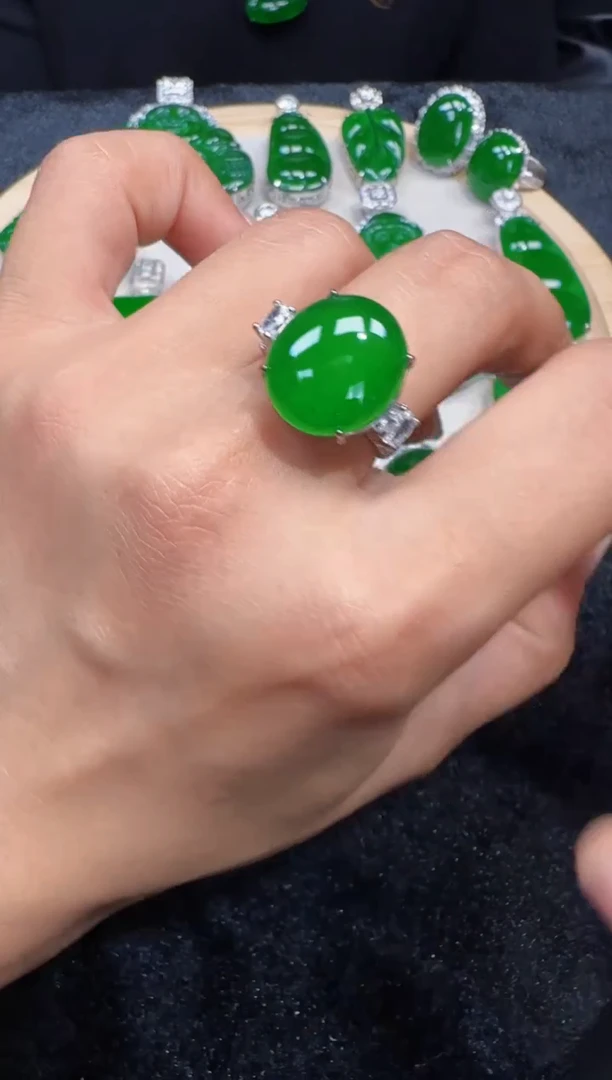 未镶嵌定制翡翠翡翠戒指68