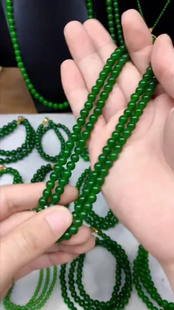 项链未镶嵌和田玉（碧玉）卡6