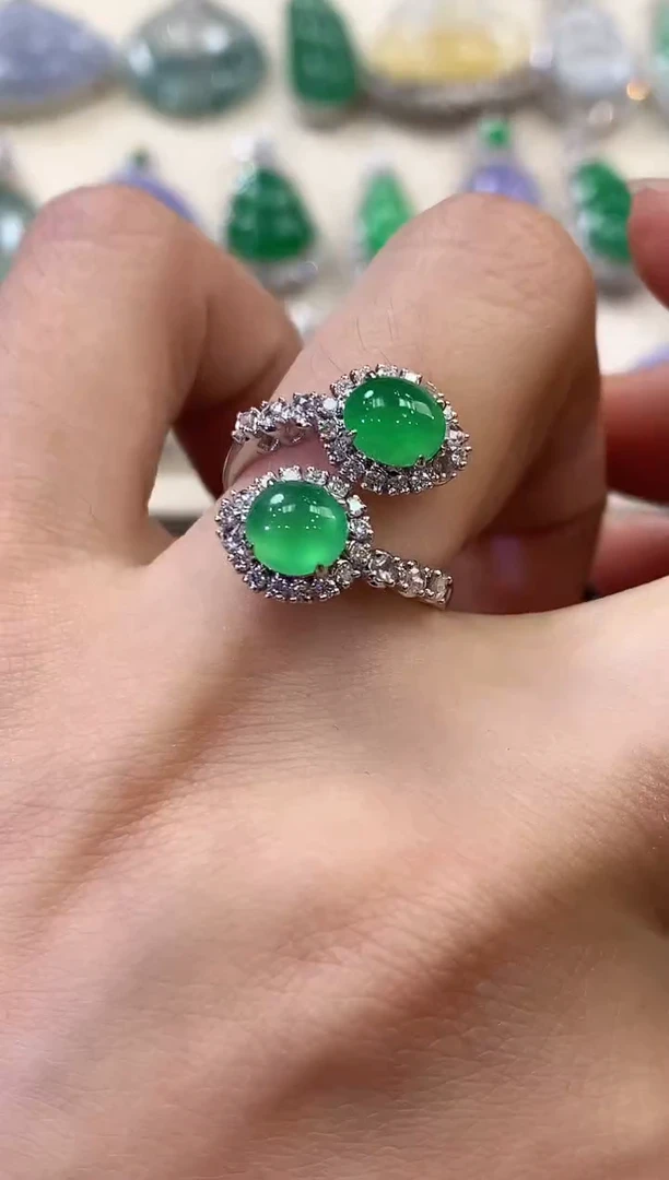 【闪购商品】翡翠戒指18K金镶嵌B179