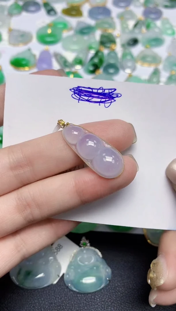 颈饰18K金镶嵌翡翠天然缅甸翡翠A货翡翠百元以上9元证书费自理