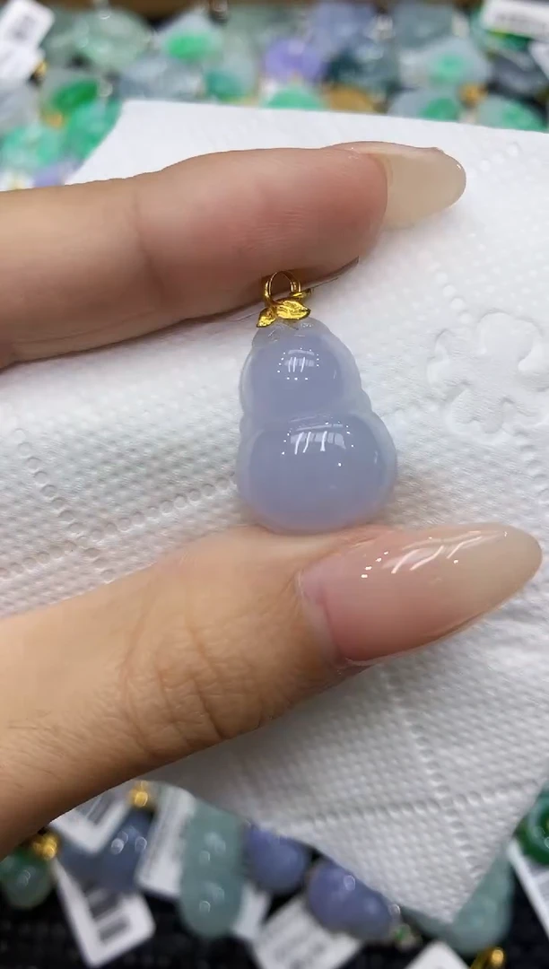 翡翠18K金镶嵌颈饰111111111111