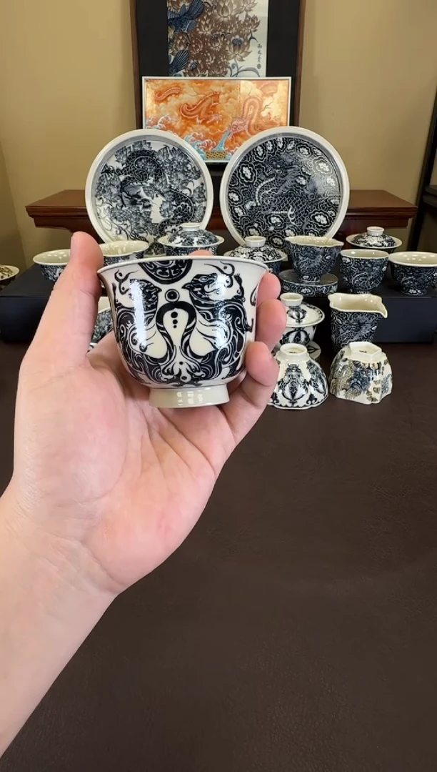 二号釉虎符铃铛杯