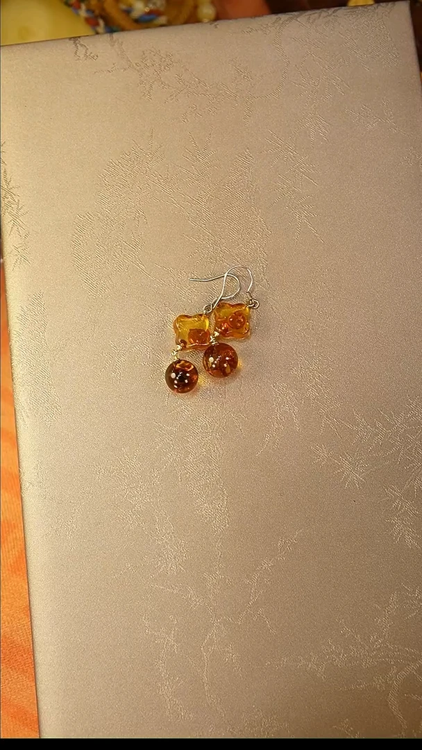 【闪购商品】琥珀耳饰银S925镶嵌耳饰