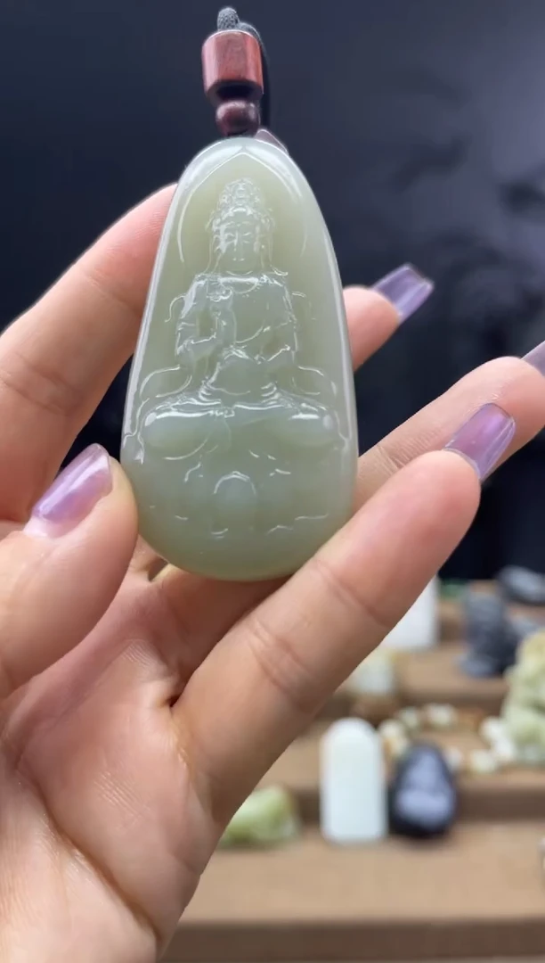 颈饰未镶嵌和田玉1