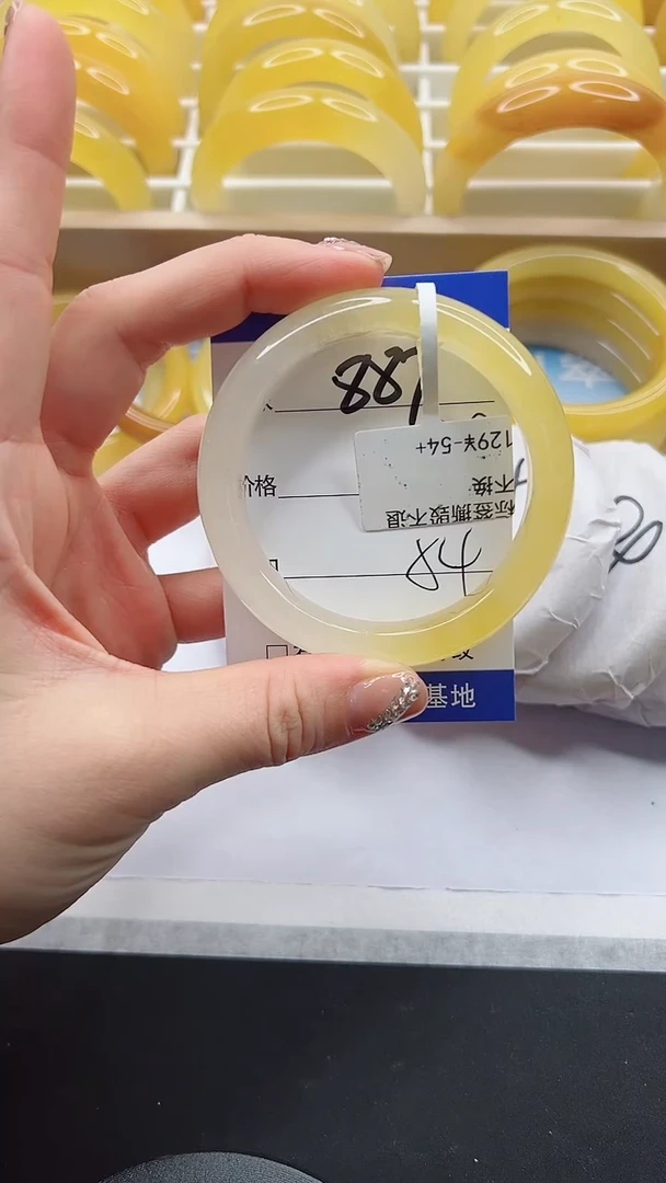 【闪购商品】石英质玉手镯未镶嵌887-54