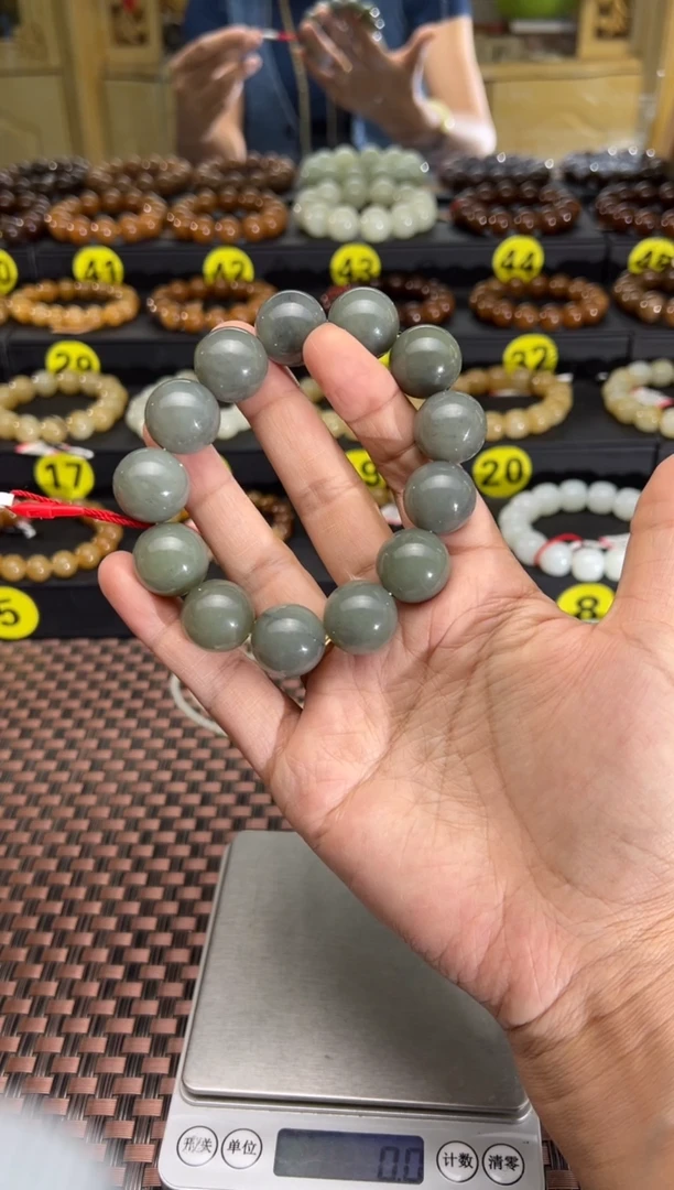 手串未镶嵌和田玉新疆和田玉若羌料青花手串卡18