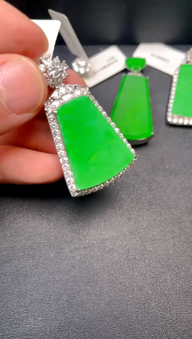 吊坠(不含链)银S925镶嵌翡翠DZ