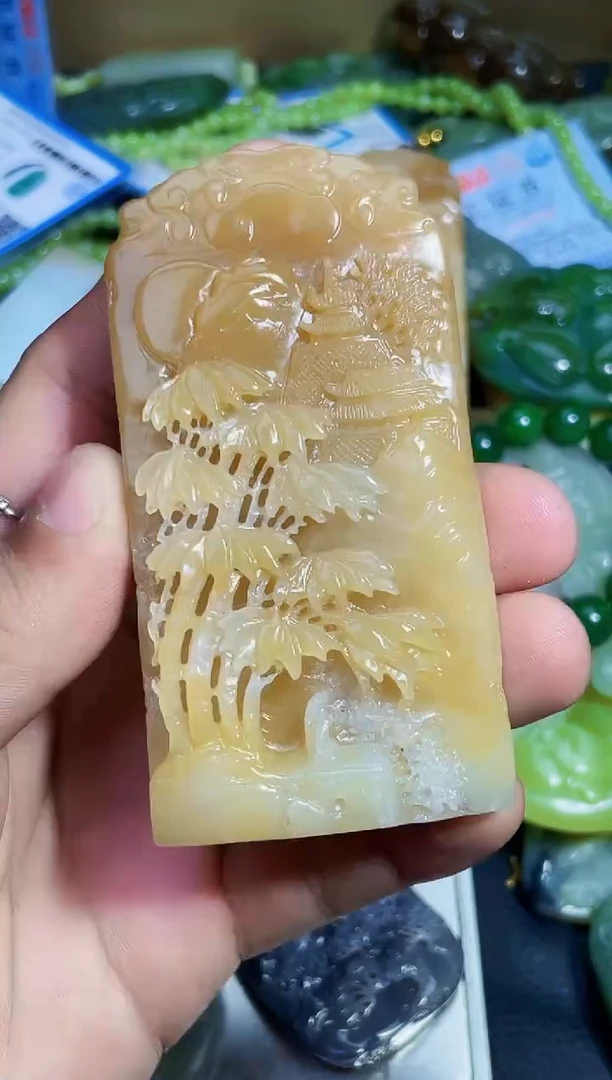 颈饰未镶嵌和田玉1