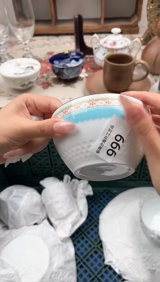 瓷片妮*N         999