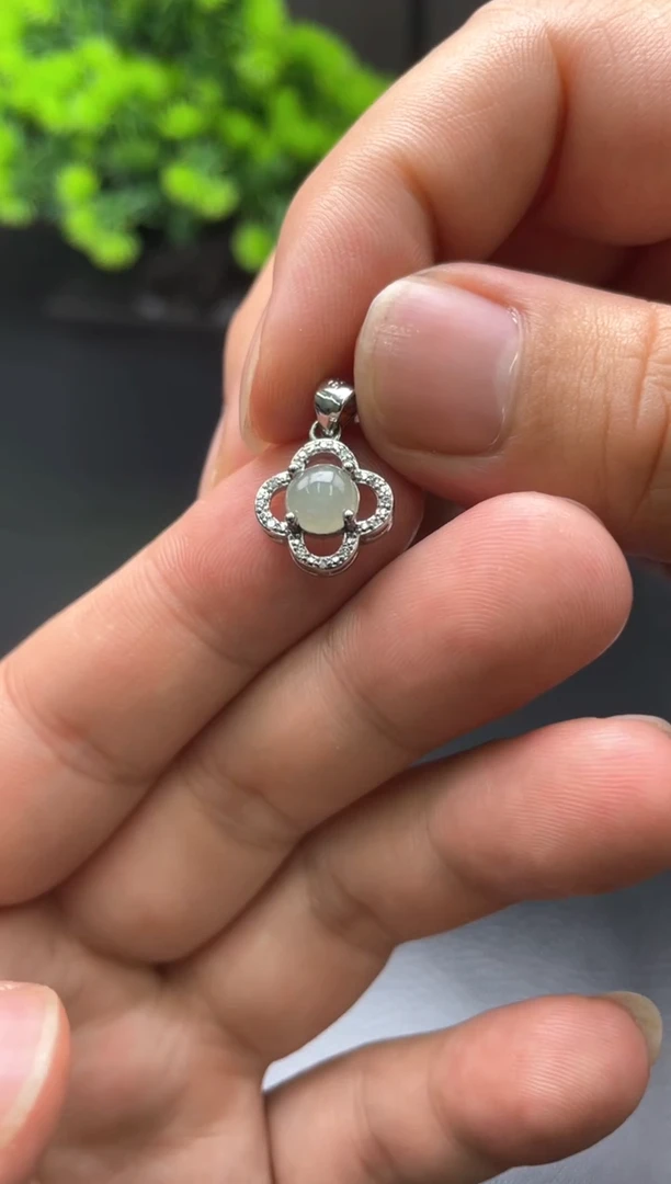 【闪购商品】翡翠颈饰银S925镶嵌吊坠