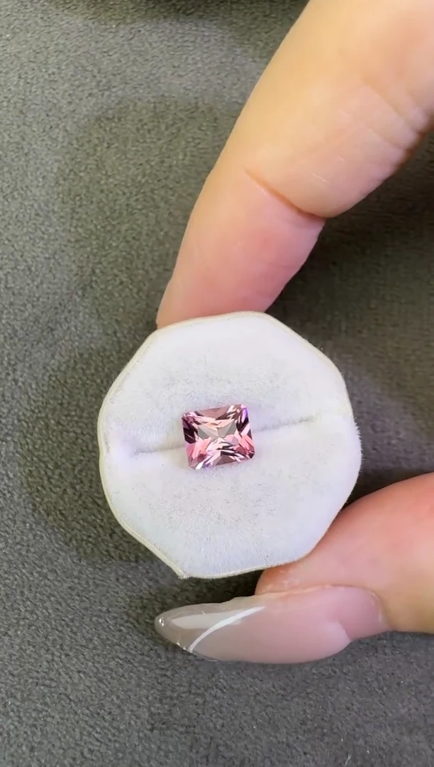 未镶嵌珠宝半成品碧玺1ct