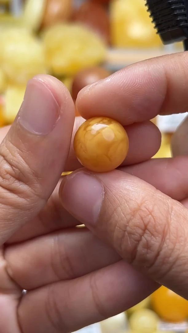 裸石蜜蜡未镶嵌天然蜜蜡微瑕珠子 假一赔万