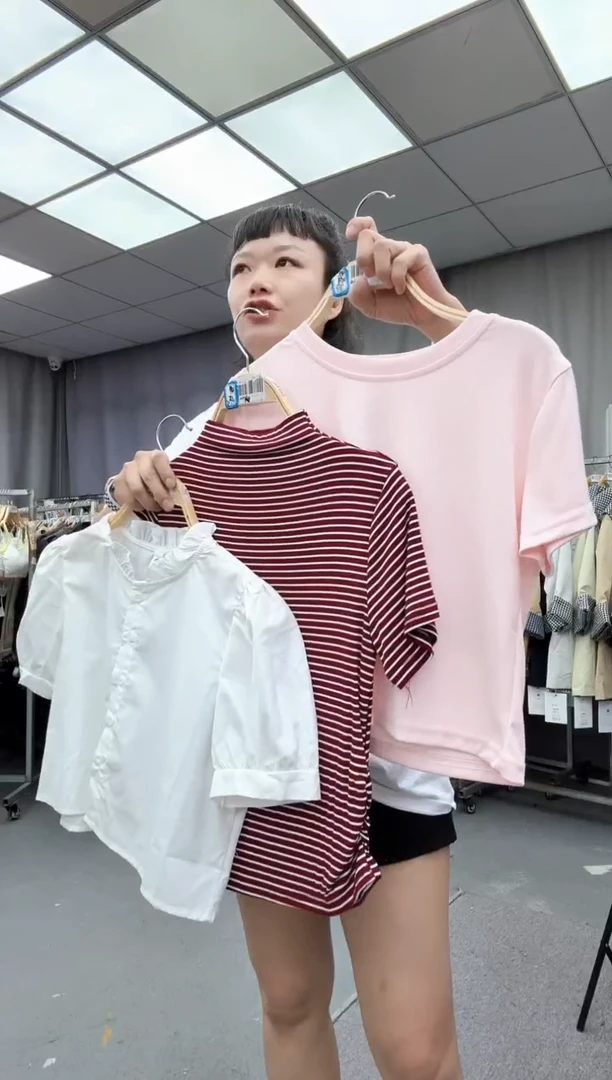 大哥家漂亮衣服漂亮颜色